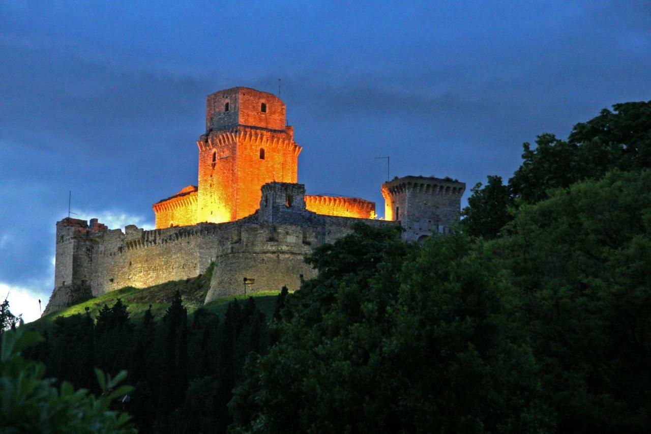 Il Turrione "App. Santa Chiara" Lejlighed Assisi Eksteriør billede